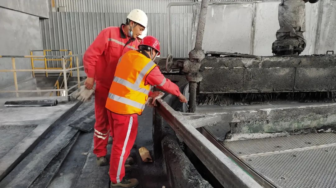 服務生產(chǎn)保平安 傾力檢修展風采(圖2) 圖片