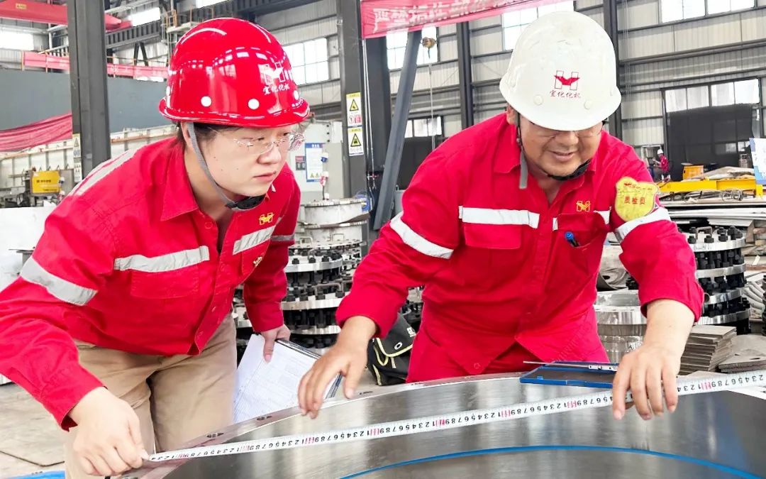 【宜化榜樣】化機公司牛艷嬌：恪盡職守勇?lián)?，廉潔自律揚清風(圖5)