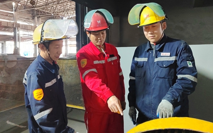 內(nèi)蒙古宜化“三措并舉”筑牢極端天氣安全生產(chǎn)防線(圖1) 內(nèi)蒙古宜化“三措并舉”筑牢極端天氣安全生產(chǎn)防線(圖1)